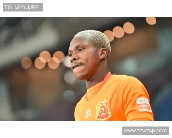 埃弗拉：期望英格兰球迷别再唱足球要回家了，感觉像是咒骂